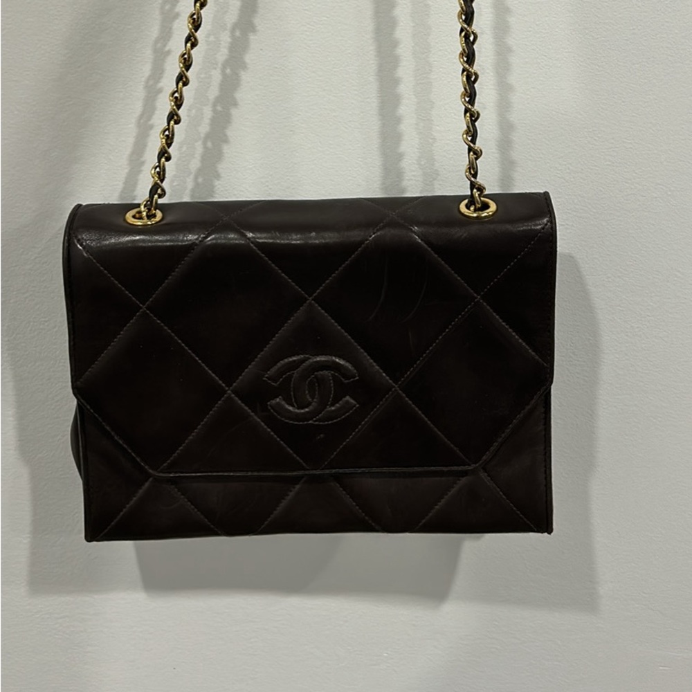 Chanel 19 leather handbag